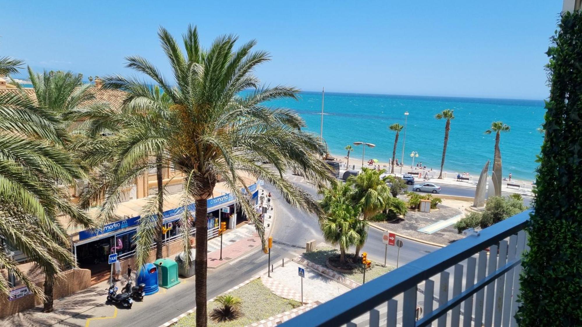 Maite Blue Beachfront Benalmadena